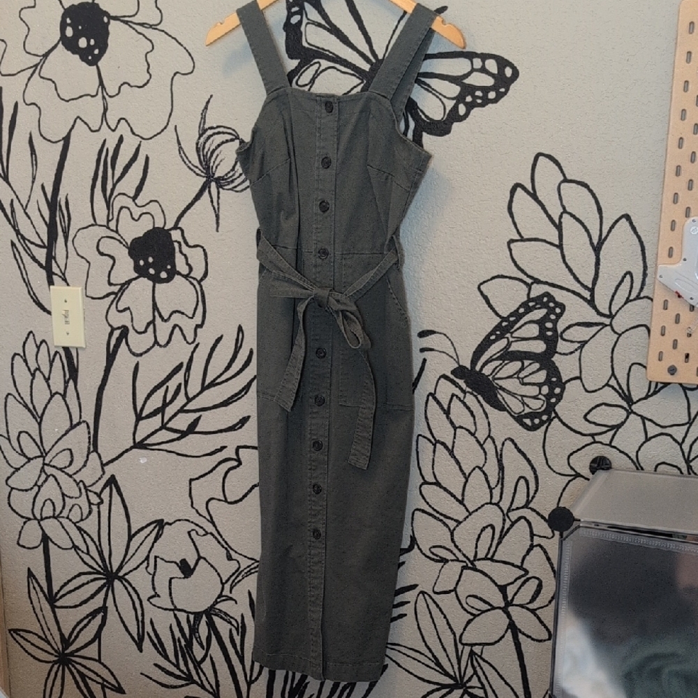 Elegant Black Button-Down Dress